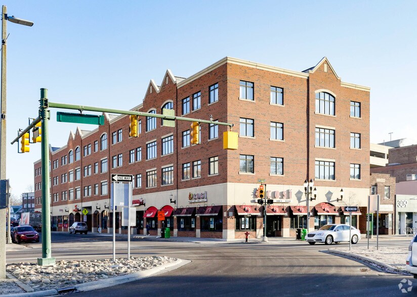 200 Albert Ave, East Lansing, MI for sale - Primary Photo - Image 1 of 1