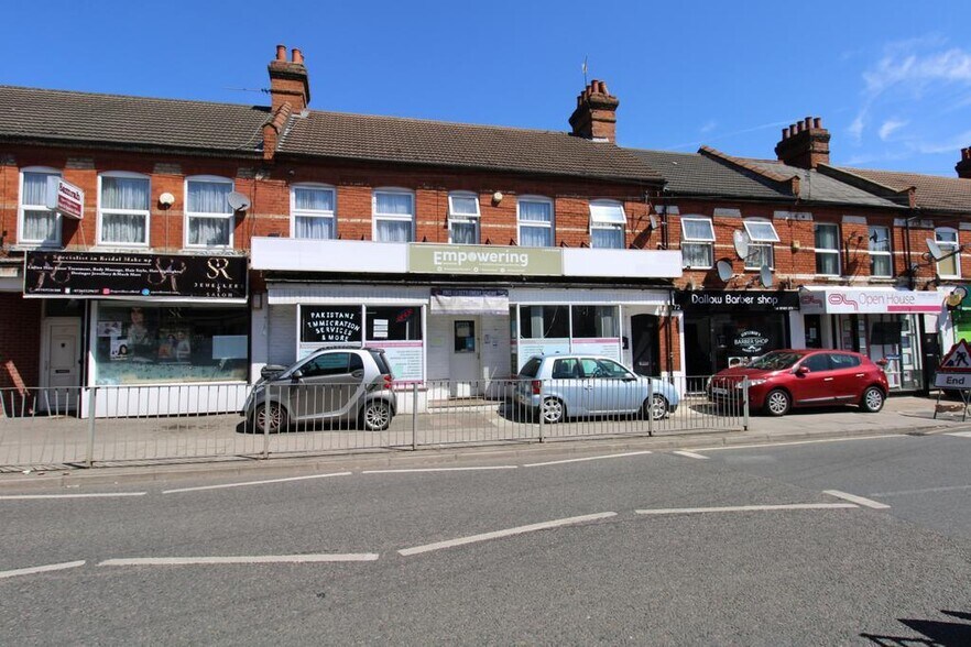 74 Dallow Rd, Luton for sale - Building Photo - Image 2 of 14