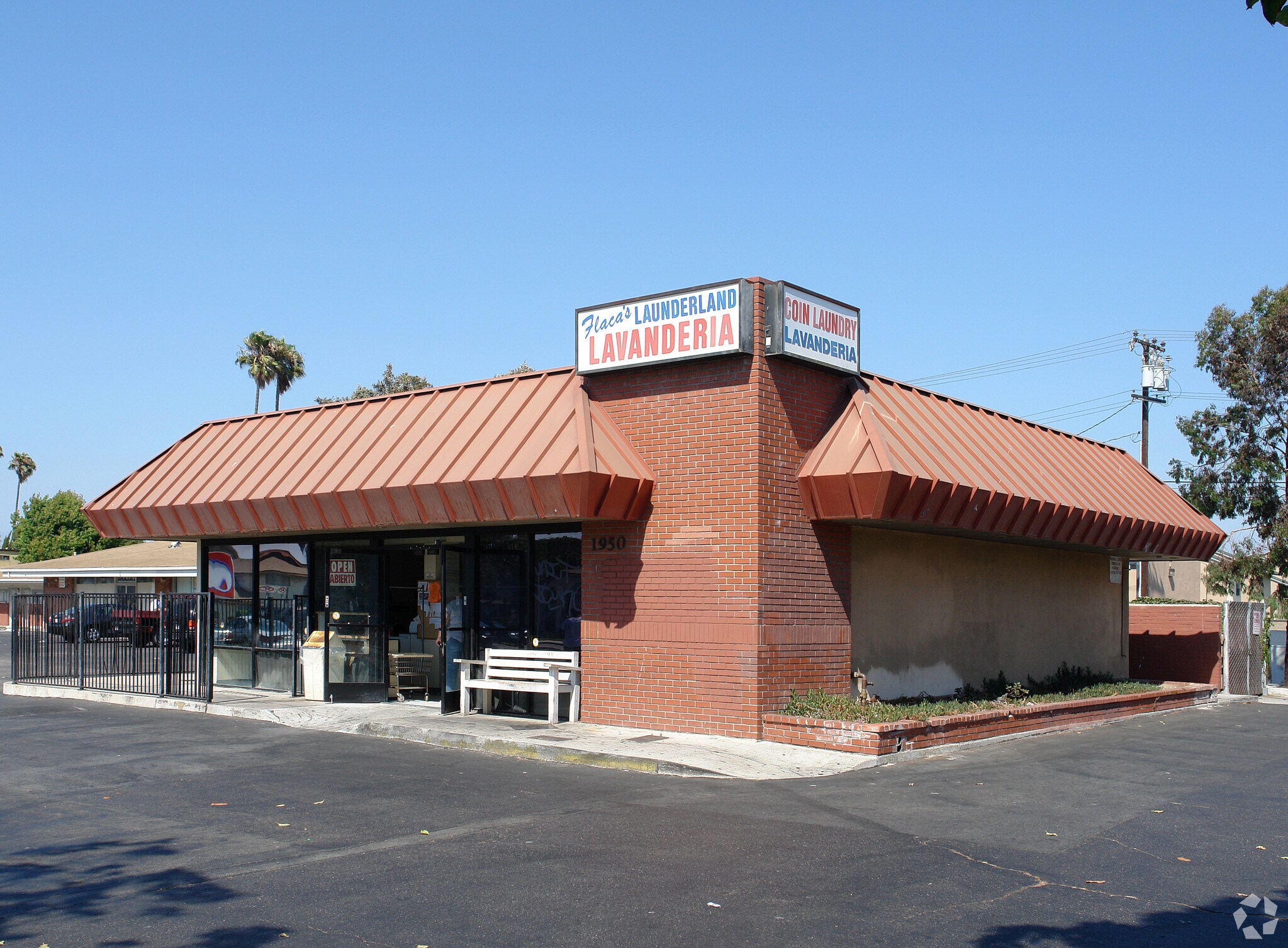 1950 Ventura Rd, Oxnard, CA for sale Primary Photo- Image 1 of 1
