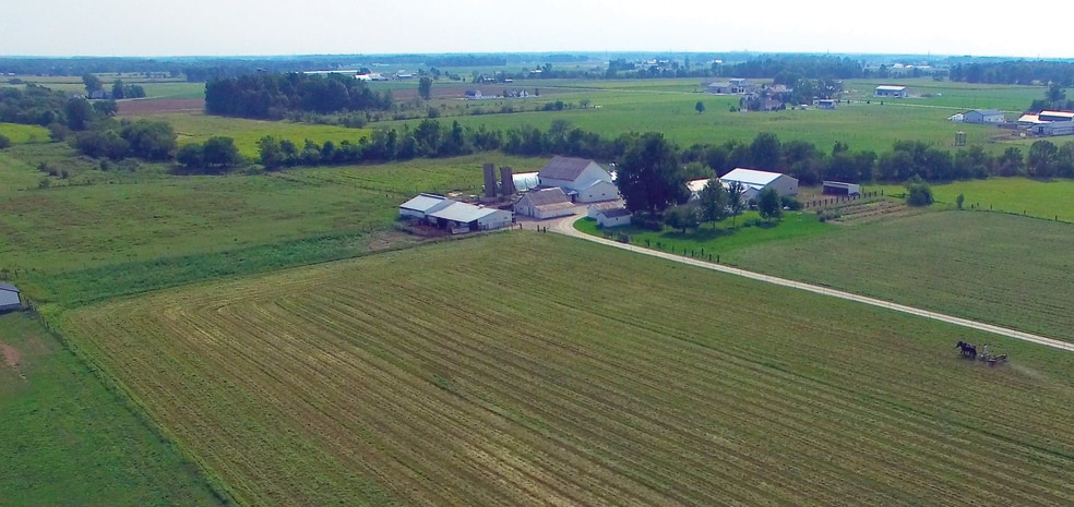 14218 Irving Rd, New Haven, IN for sale - Primary Photo - Image 1 of 1