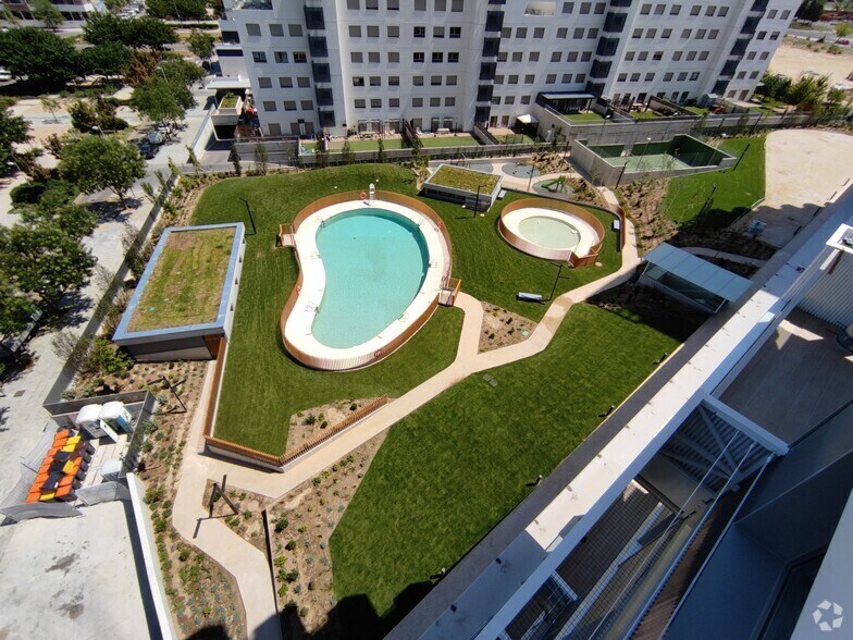 Multifamily in Madrid, Madrid for sale - Building Photo - Image 3 of 4