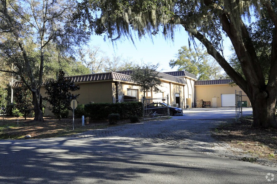 84 Beach City Rd, Hilton Head Island, SC 29926