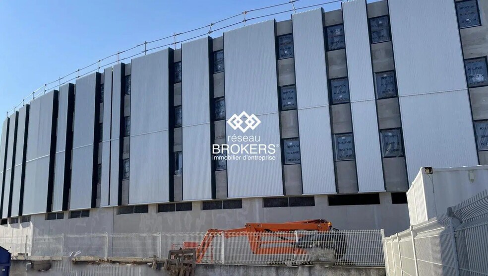 Office in Mauguio for sale - Building Photo - Image 2 of 3