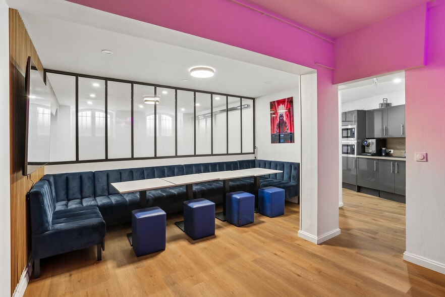 20 Rue De Prony, Paris for lease - Building Photo - Image 3 of 14