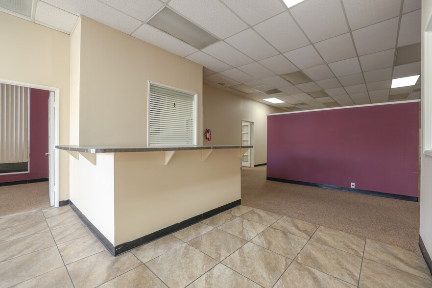 16200-16258 E Whittier Blvd, Whittier, CA for lease - Interior Photo - Image 3 of 13