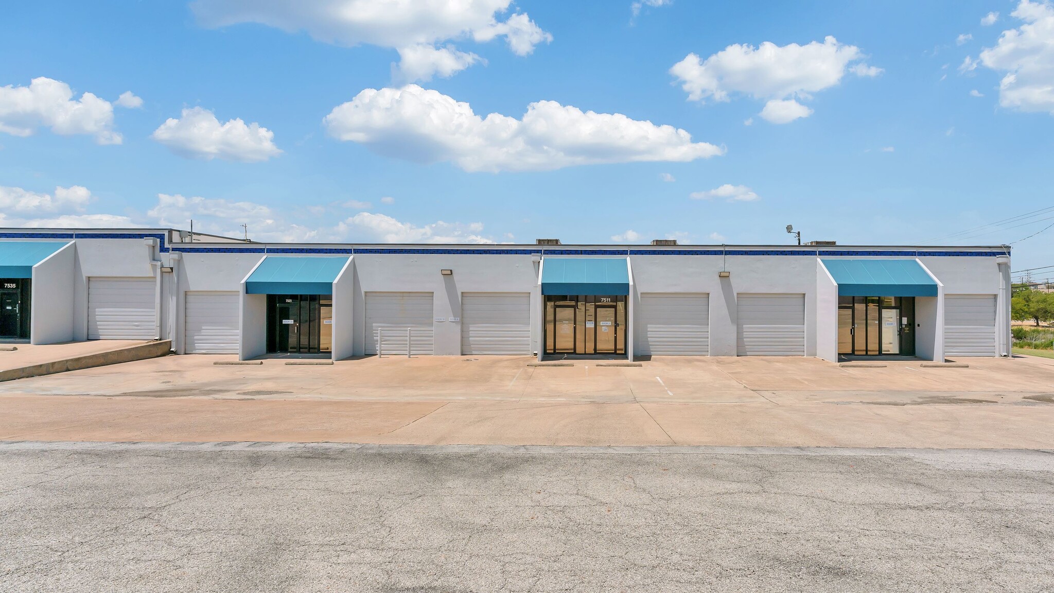 75017545 Calmont Ave, Fort Worth, TX 76116 Calmont Center