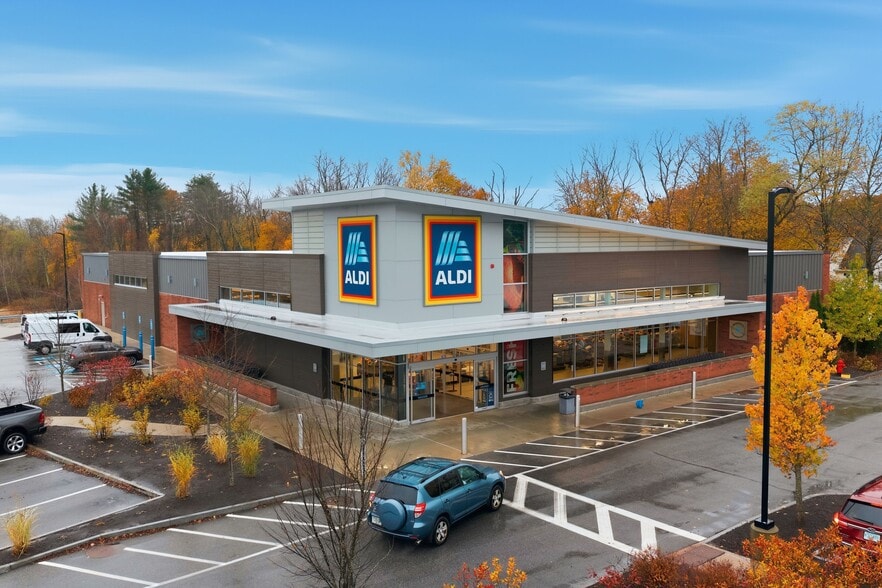 836 Central Ave, Dover, NH for lease - Building Photo - Image 2 of 9