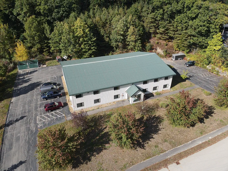 15 Constitution Dr, Hudson, NH for lease - Building Photo - Image 1 of 12