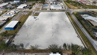 Yardco Sarasota Industrial Outdoor Storage - Warehouse