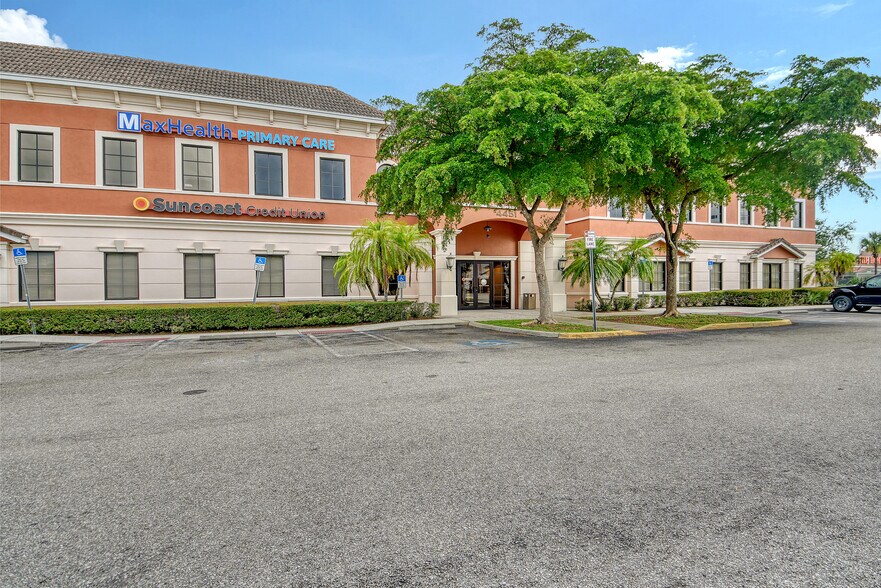 4451 Aidan Ln, North Port, FL for sale - Primary Photo - Image 1 of 1
