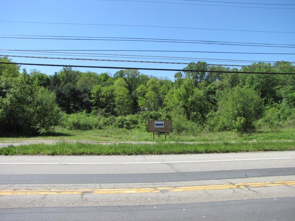 3735 Crompond Rd, Yorktown, NY 10598