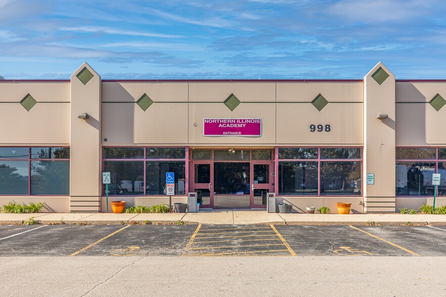 998 Corporate Blvd, Aurora, IL for sale - Primary Photo - Image 1 of 34