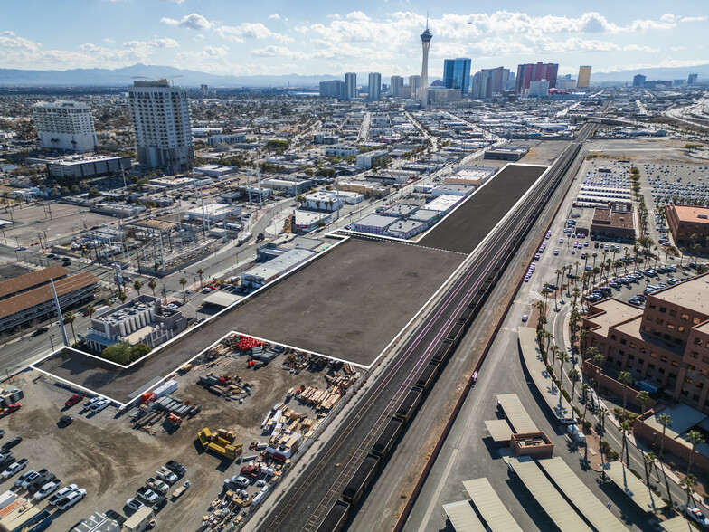 840 Commerce St, Las Vegas, NV for sale - Aerial - Image 1 of 25