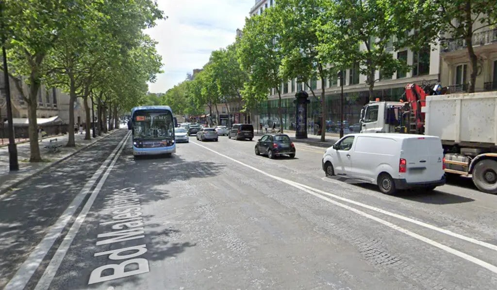 Location Commerce 70 m² - Photo 1