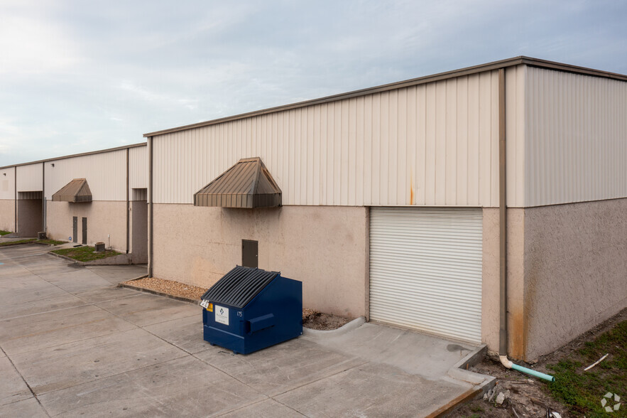 225 Pineda St, Longwood, FL for lease - Primary Photo - Image 1 of 6