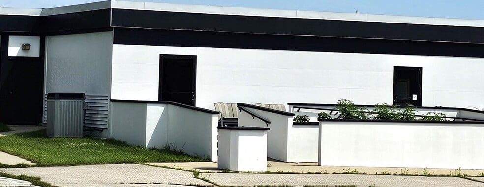 903 N Euclid Ave, Bay City, MI for lease - Building Photo - Image 1 of 3