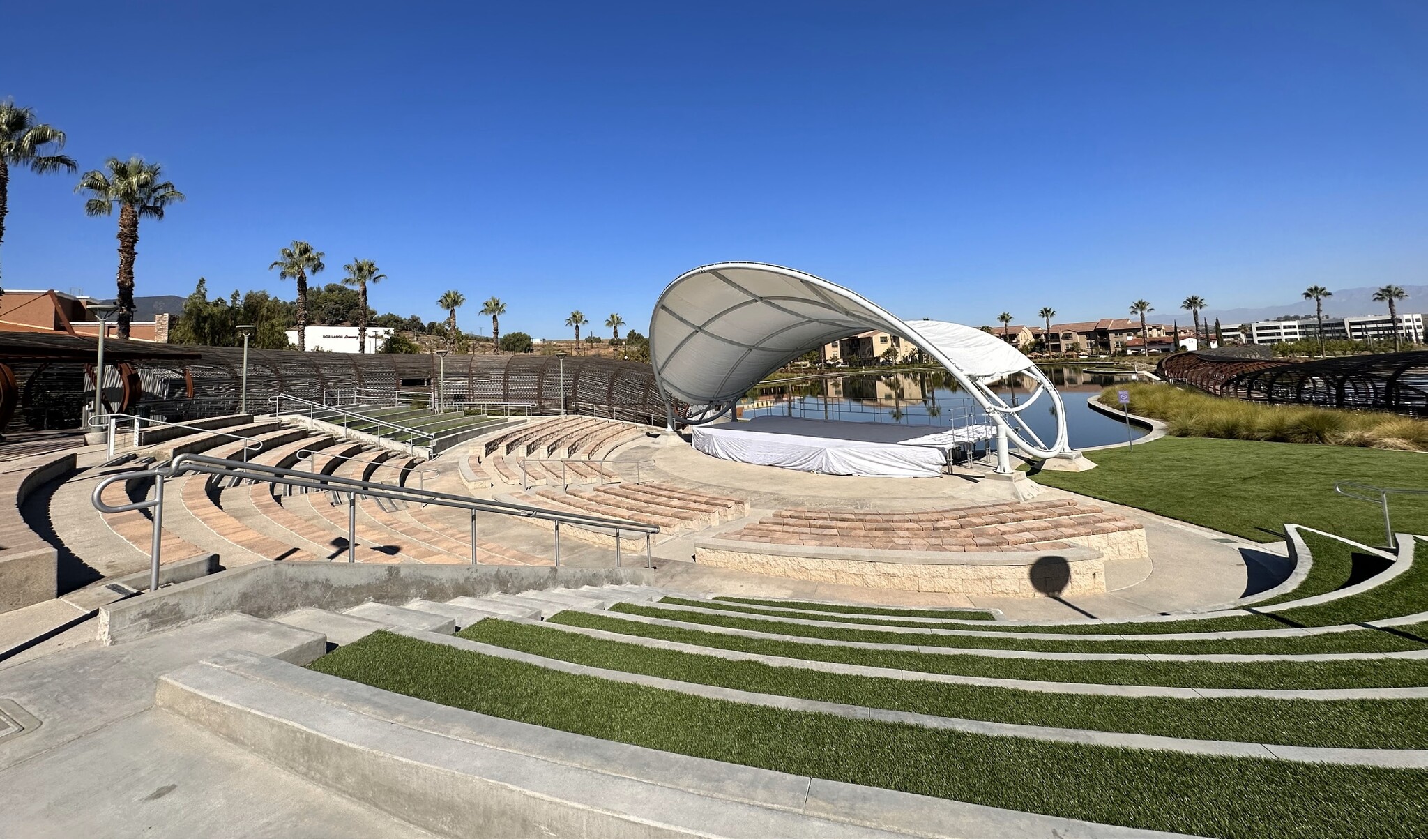 Dos Lagos Amphitheater, Corona, CA for lease Primary Photo- Image 1 of 2