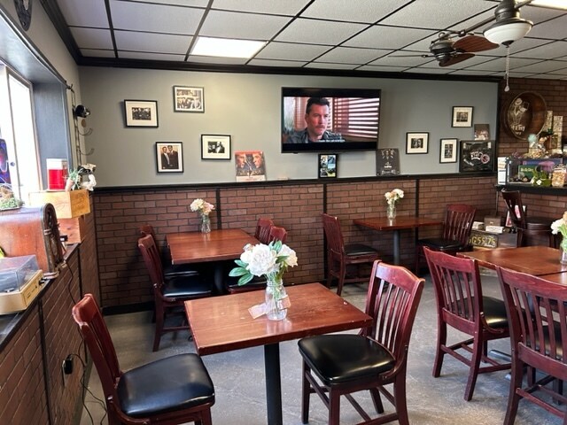 4490 Middle Country Rd, Calverton, NY for lease Building Photo- Image 1 of 13