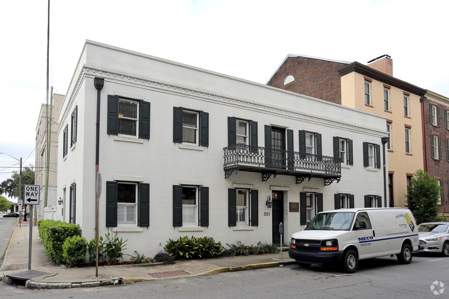 301 W York St, Savannah, GA for sale - Primary Photo - Image 1 of 39