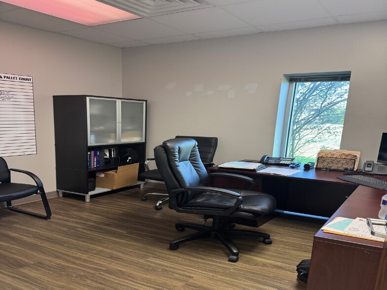 4800 Railroad St, Deer Park, TX for lease - Interior Photo - Image 3 of 5