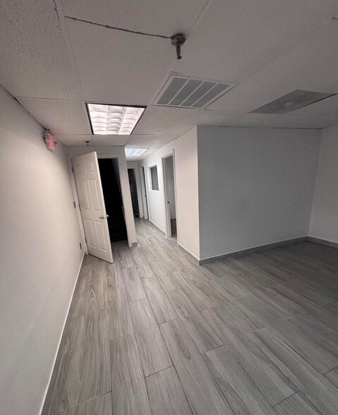 95-97 Lincoln Ave, Staten Island, NY for lease - Building Photo - Image 3 of 11