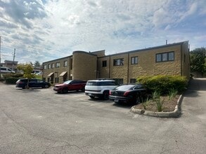 10805 Kingston Pike, Knoxville, TN for lease Interior Photo- Image 1 of 15