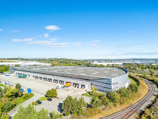 Location Entrepôt 8 650 m²