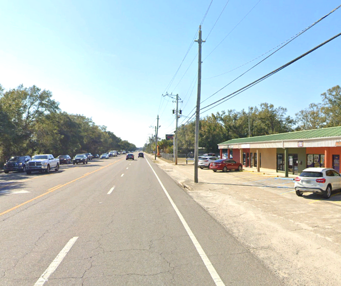 3620-3642 Barrancas Ave, Pensacola, FL for lease - Building Photo - Image 3 of 3