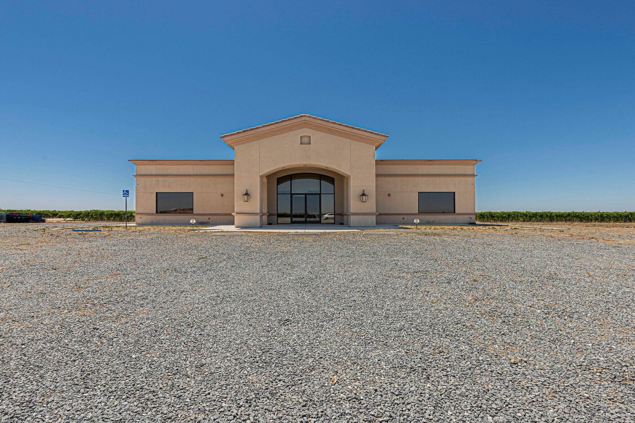 32177 Woollomes Ave, Delano, CA 93215 Office for Sale