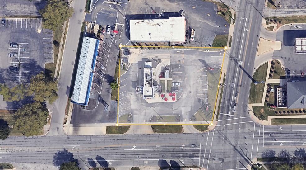 3260 E Broad St, Columbus, OH for lease - Building Photo - Image 3 of 5