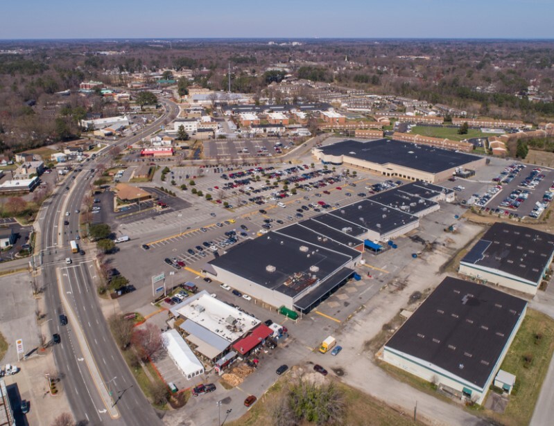 11008 Warwick Blvd, Newport News, VA for lease Building Photo- Image 1 of 6