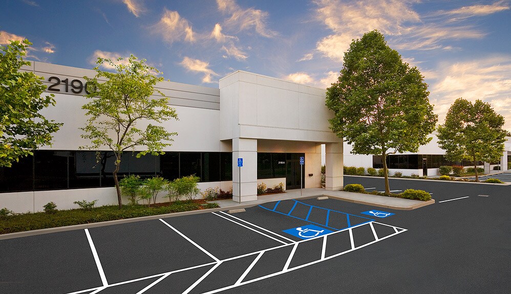 2190 S McDowell Blvd, Petaluma, CA 94954