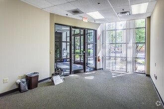 7375 Adrianne Pl, Bartlett, TN for lease Interior Photo- Image 1 of 7