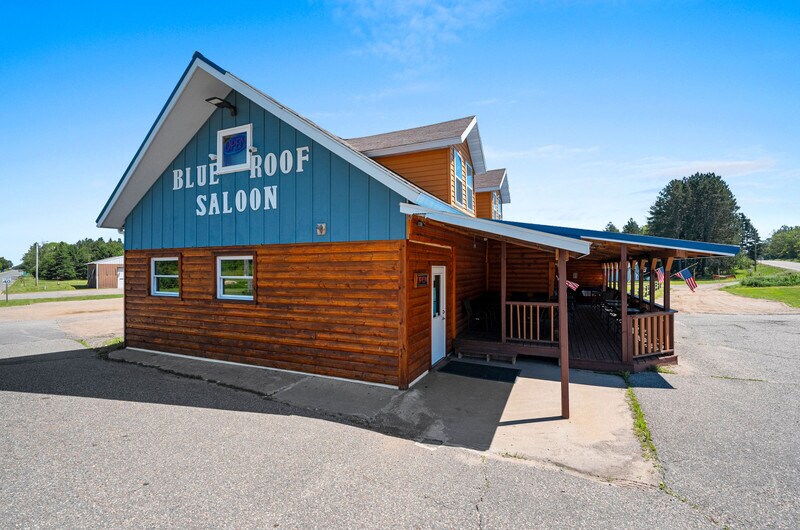 498 US Highway 8, Armstrong Creek, WI for sale Building Photo- Image 1 of 1