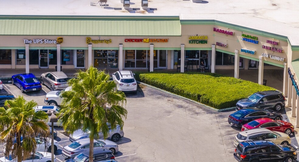 8710-8788 SW 72nd St, Miami, FL for lease - Building Photo - Image 3 of 7