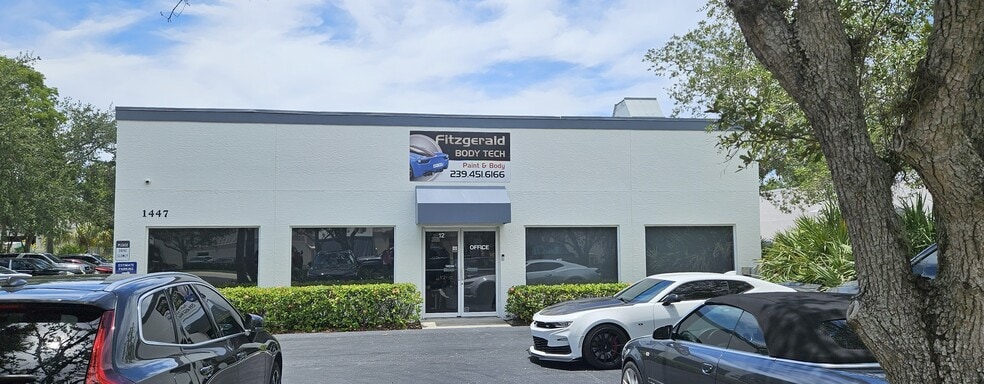 1447 Rail Head Blvd, Naples, FL for lease - Building Photo - Image 2 of 4