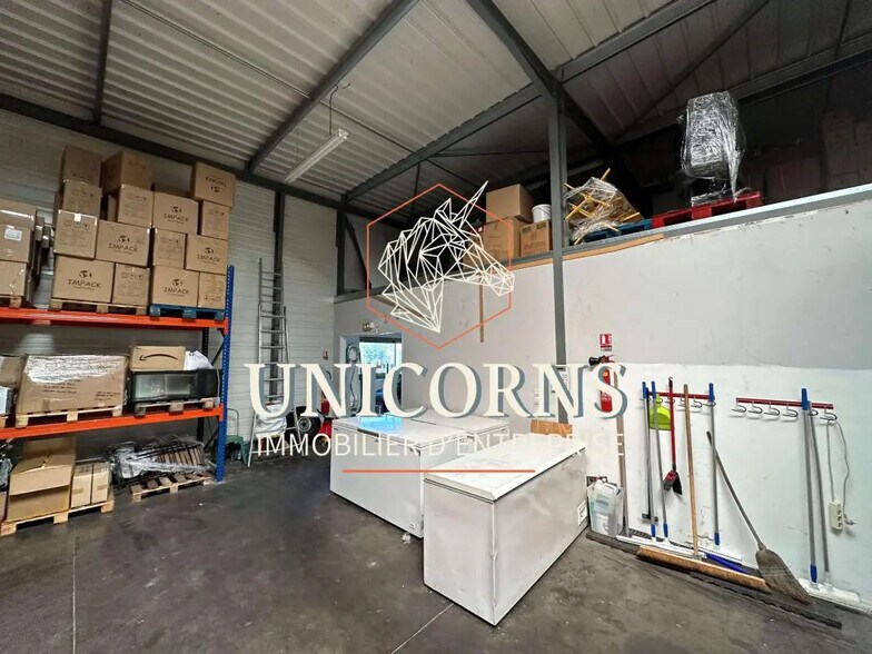 Industrial in Carbonne for sale - Building Photo - Image 3 of 4