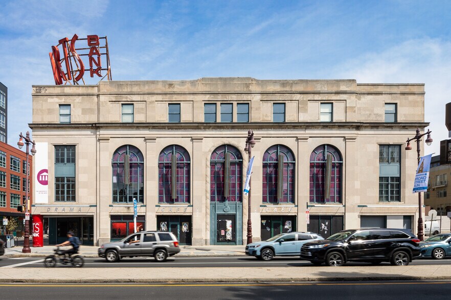 601 S Broad St, Philadelphia, PA for lease - Building Photo - Image 2 of 18