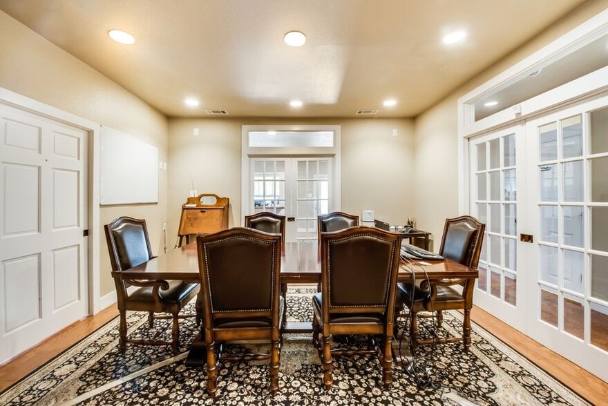 768 Bandit Trl - Office & Land together portfolio of 2 properties for sale on LoopNet.com - Building Photo - Image 2 of 7