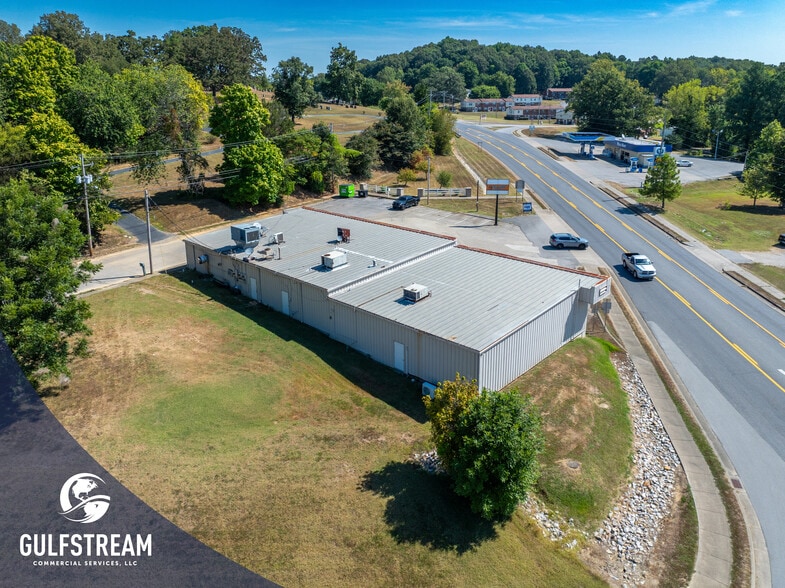 631 Henton St, Livermore, KY for sale - Building Photo - Image 3 of 15