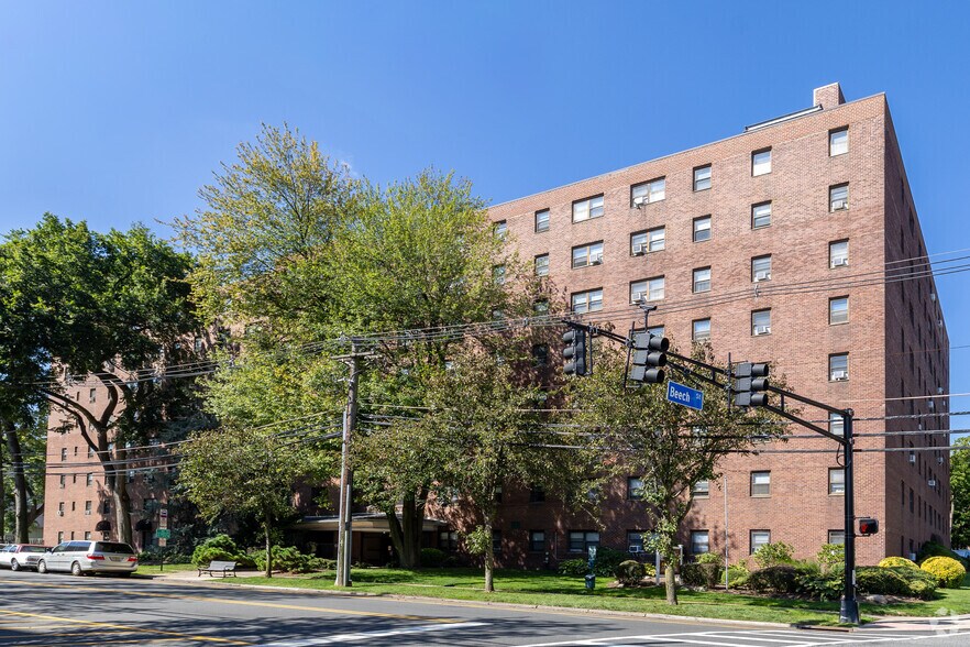 101 Prospect Ave, Hackensack, NJ for sale - Primary Photo - Image 1 of 1