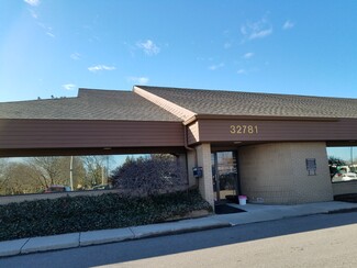 More details for 32781-32783 Middlebelt Rd, Farmington Hills, MI - Office for Lease