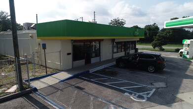 225 Oxford Rd, Fern Park, FL for lease Building Photo- Image 1 of 11