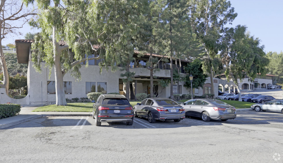 950 Indian Peak Rd, Rolling Hills Estates, CA for lease - Primary Photo - Image 1 of 7