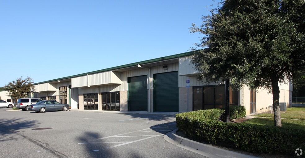 10330 Chedoak Ct, Jacksonville, FL for sale - Image 1 of 15