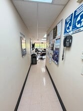 8874-8896 SW 24th St, Miami, FL for lease Interior Photo- Image 2 of 9