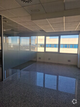 Office in Las Rozas de Madrid, MAD for lease Interior Photo- Image 2 of 6