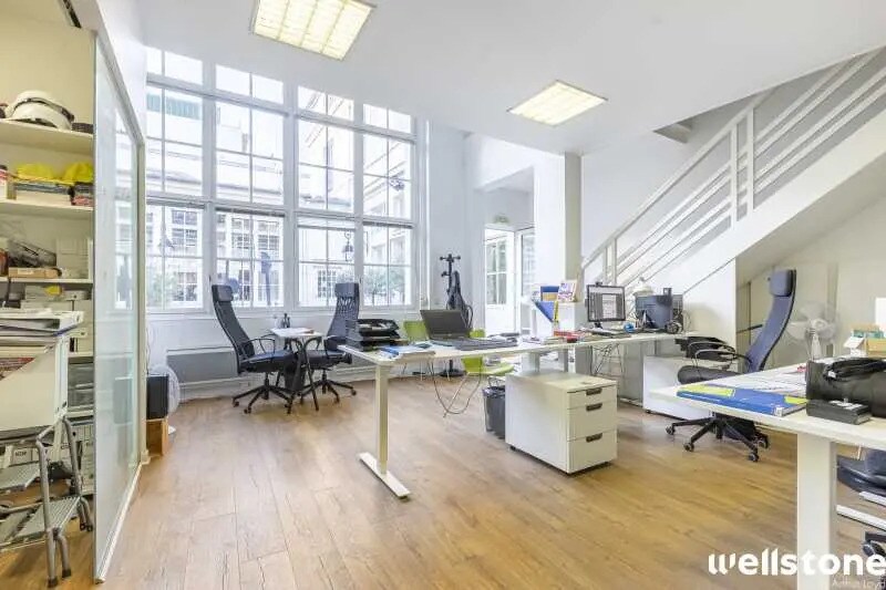 Office in Paris for lease - Building Photo - Image 3 of 7