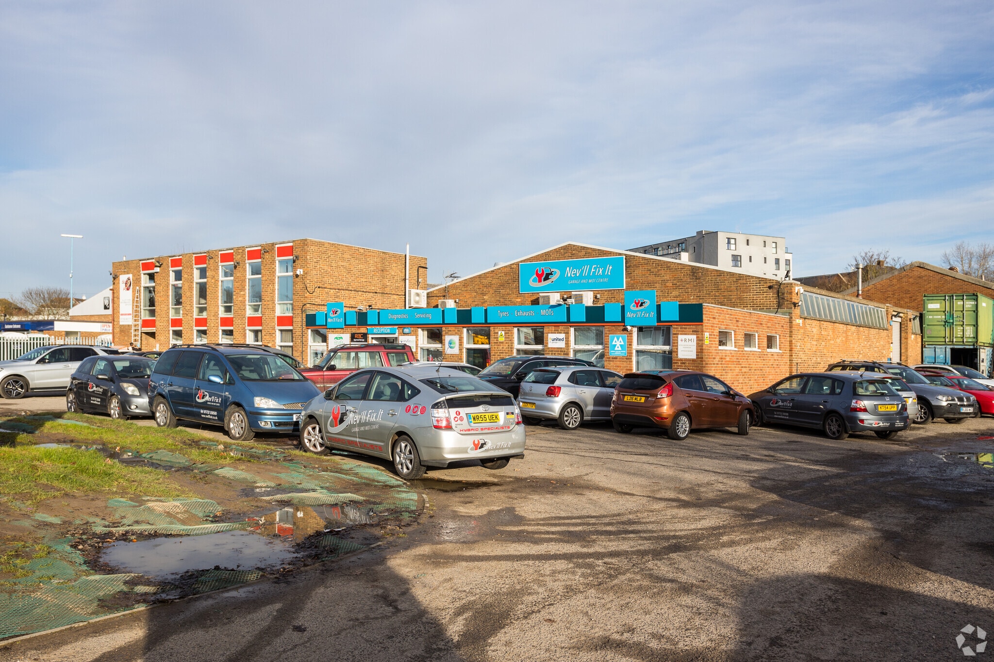 12A-12C Sovereign Way, Tonbridge for sale Primary Photo- Image 1 of 1