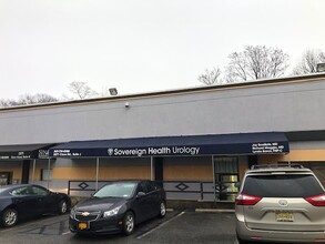 2071 Clove Rd, Staten Island, NY for lease Building Photo- Image 1 of 17